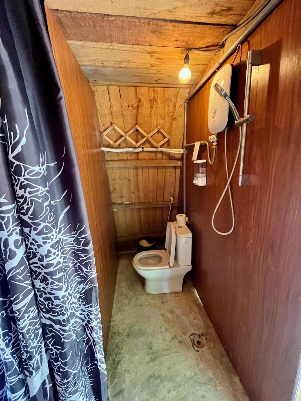 Nguyen Shack Retreat Resort Phong Nha Buitenkant foto